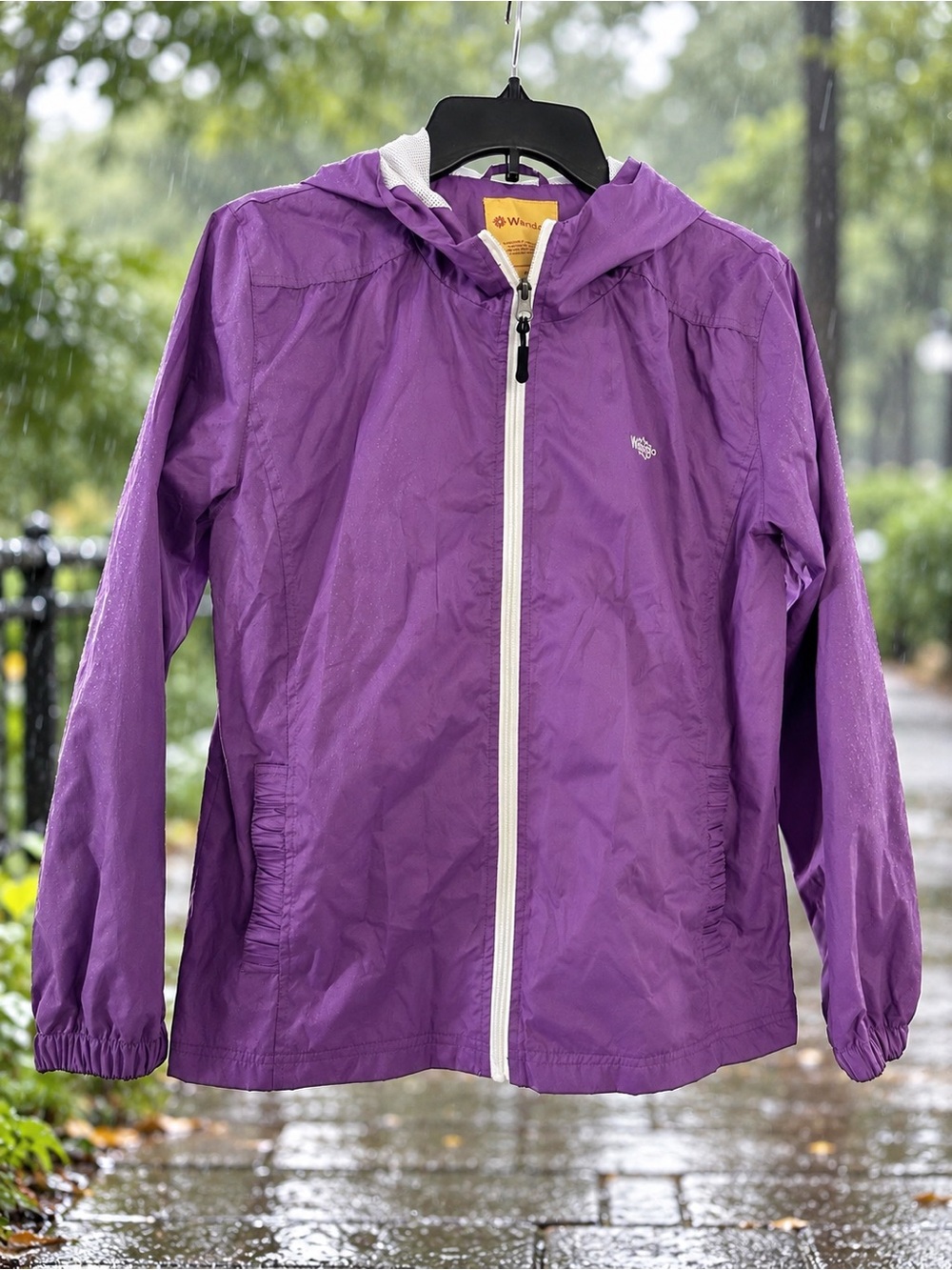 Wantdo Kids Lightweight Purple Hooded Windbreaker Rain Jacket